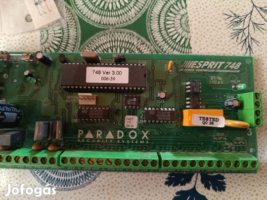 Paradox Esprit 748 riasztó központ panel 