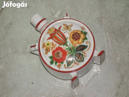 Párban Zsolnay porcelán kulacs 2 db. egyben