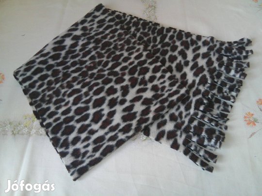 Párducmintás polár téli sál