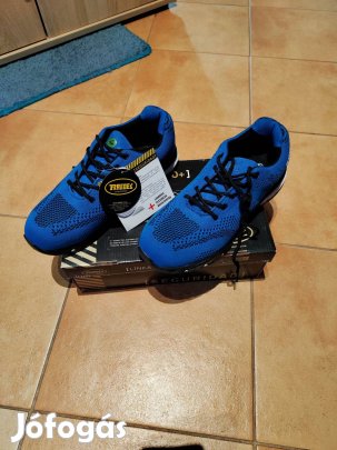 Paredes munkavédelmi cipő