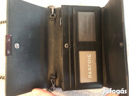 Parfois fekete retikül,lekapcsolható füllel