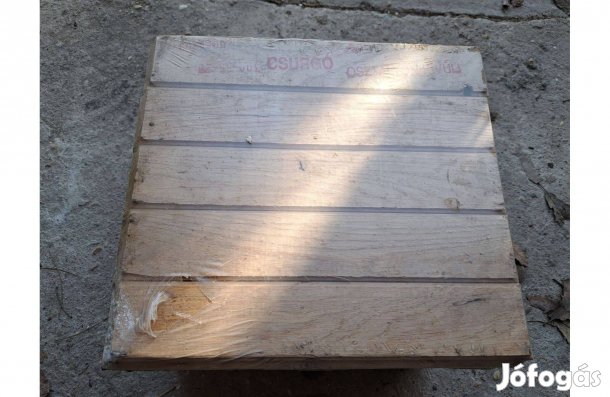 Parketta - bontatlan csaphornyos tömörfa, 14 csomag (Csurgó)