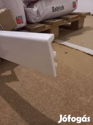 Parketta szegőléc új