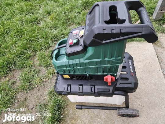 Parkside Ág és Gallyapritó kertigép 