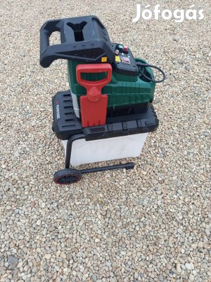 Parkside Pwh 2800 C3 hengerkéses ágaprító, gally daráló, szecskázó 2. 