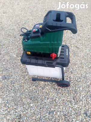 Parkside Pwh 2800 C3 hengerkéses ágaprító, gally daráló, szecskázó 3.