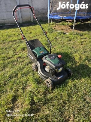 Parkside benzines fűnyíró 