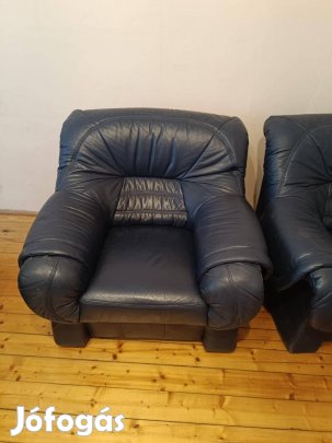 Parma kék bőr kanapé és két fotel 
