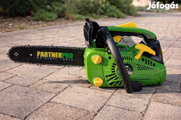 Partner Benzines Láncfűrész 30 cm / 12