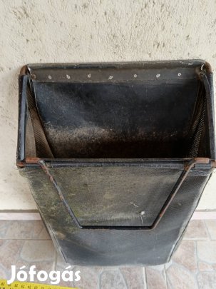 Partner fűnyíró kosár eladó. 