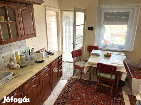 Pásztói 84 nm-es ház eladó