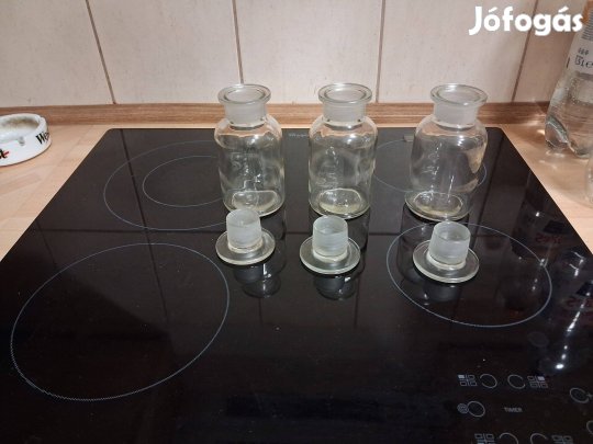 Patikai üvegek csiszolt tömör záródugóval