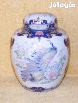 Pávás fedeles porcelán váza