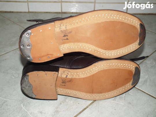 Pazar NOS ritka díszelgő surranó katonai bakancs 41-es