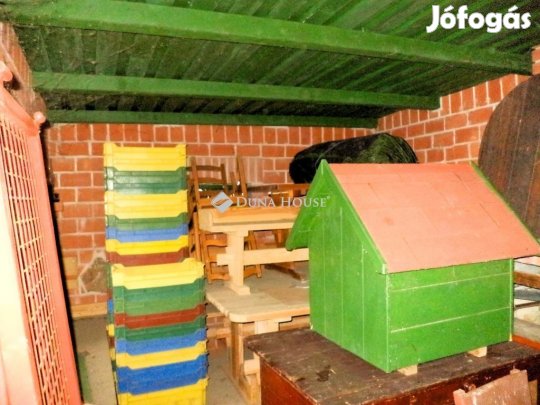 Pázmándi eladó 840 nm-es telek