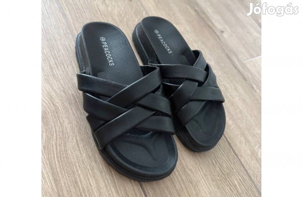 Peacocks műbőr nyári papucs 37