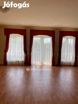 Péceli eladó 118 nm-es ház