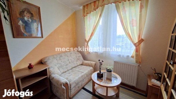 Pécs, Patacson kiadó szoba-családi házban-Olvasd el!