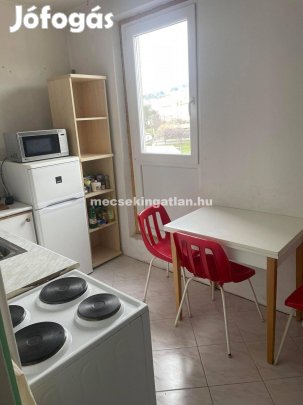 Pécs, Rókusalja utcában kiadó Szoba!!
