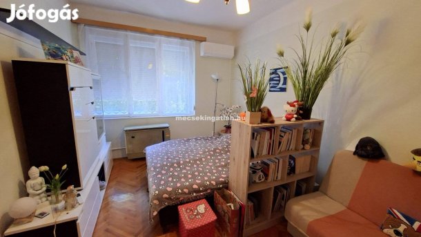 Pécs, Semmelweis utcában kiadó lakás