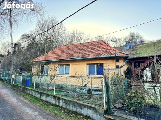 Pécs- vasasi ház eladó!