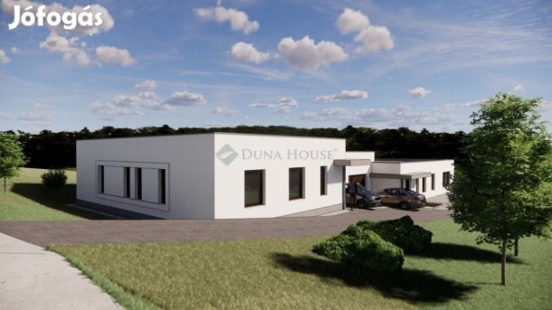 Pécsi 122 nm-es ház eladó