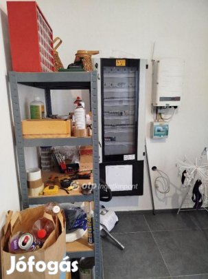 Pécsi 138 nm-es ház eladó