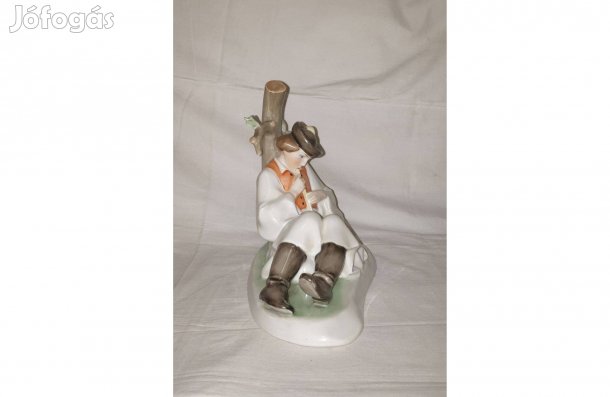 Pécsi Porcelángyár furulyázó juhász porcelán szobor