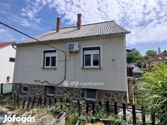 Pécsi eladó 143 nm-es ház