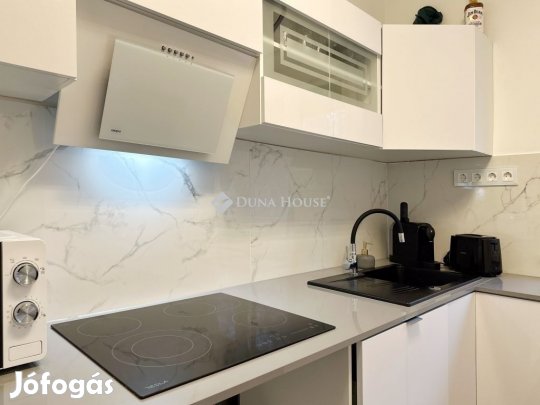 Pécsi eladó 49 nm-es lakás