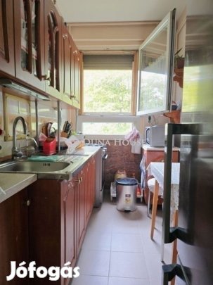 Pécsi eladó 50 nm-es lakás