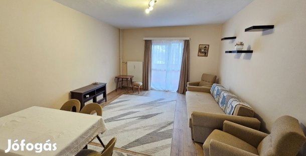 Pécsi eladó 54 nm-es lakás