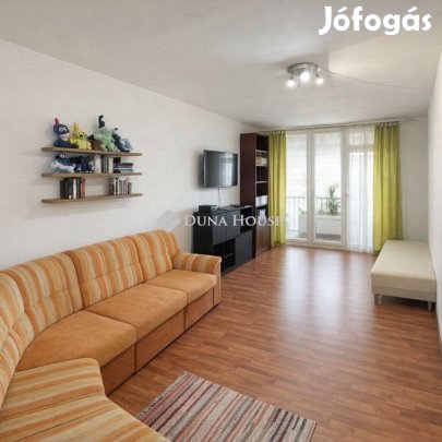 Pécsi eladó 63 nm-es lakás
