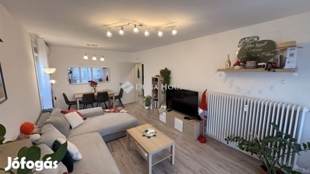 Pécsi eladó 64 nm-es lakás