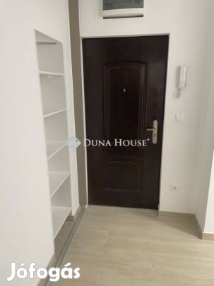 Pécsi eladó 64 nm-es lakás