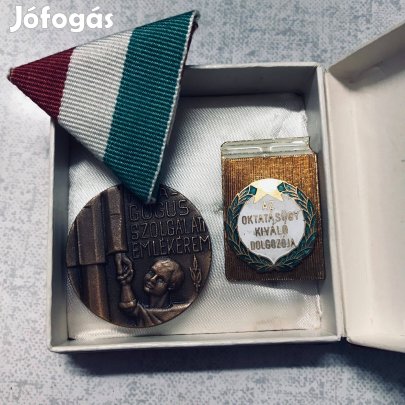 Pedagógus emlékérem, Oktatásügy Kiváló Dolgozója