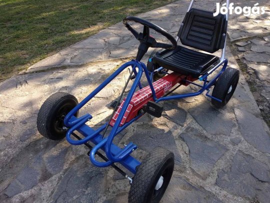 Pedálos Moszkvics gokart