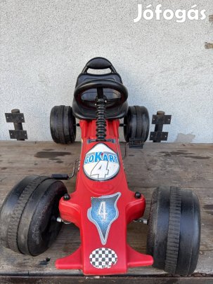 Pedálos kisautó