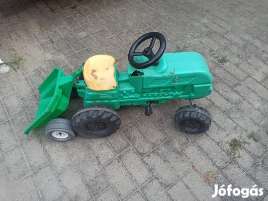 Pedálos traktor 