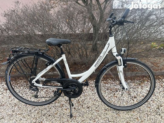 Pegasus 28-as újszerű trekking, aluváz-S,3x8, Magurafék!