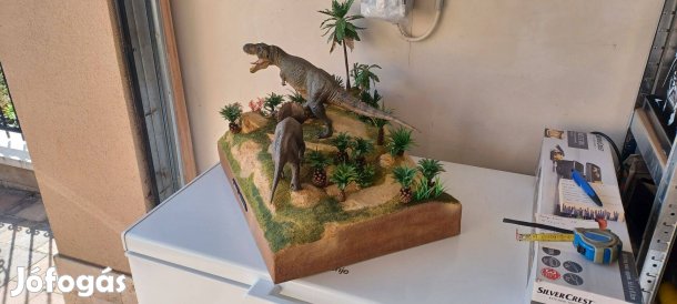 Pegasus (USA) T-Rex vs. Triceratops egyedi dioráma eladó