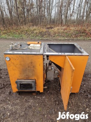 Pellet faapríték vízteres kazán tartállyal csigával égőfejjel