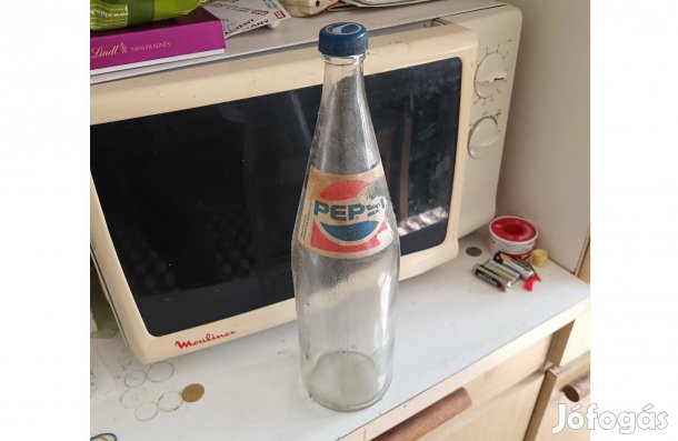 Pepsi Cola literes üveg ,eredeti kupak ,sérült nyakcímke és üveg,retro