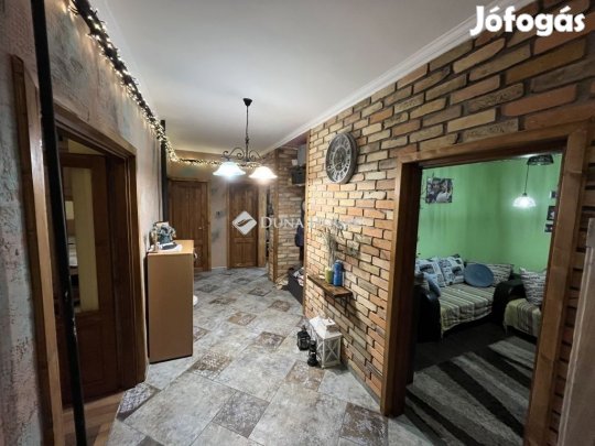 Perkátai eladó 156 nm-es ház