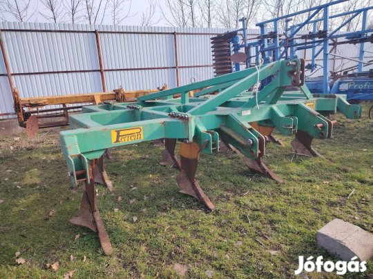 Perrein Express 12 késes lazító tárcsás és hengeres elmunkálóval