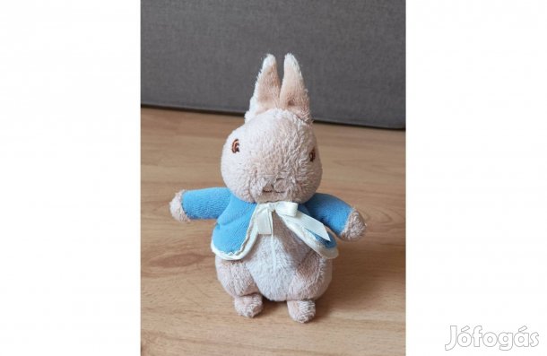 Peter nyúl, plüss figura