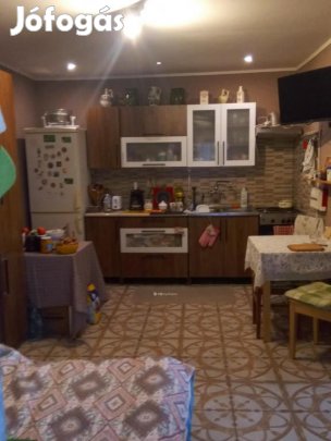 Pétervásárai eladó 70 nm-es ház