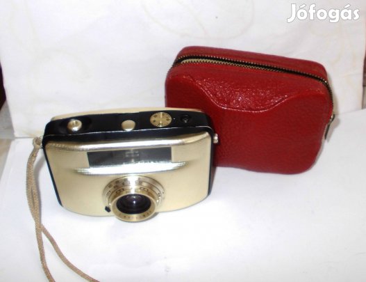 Petri fényképezőgép 2 orsóval szép tokjával