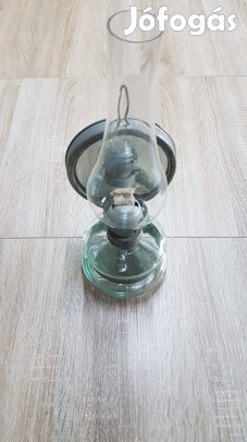 Petróleum lámpa!