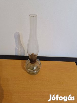 Petróleumlámpa üveg alsó résszel